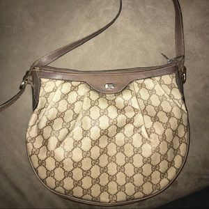 Authentic vintage Gucci shoulder  bag